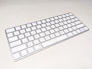 Apple Magic Keyboard 2, Wireless Silver (QWERTY English) MLA22LL/A A1644
