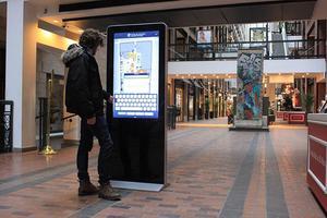 49inch Grade A LCD IPS Panel IR Touch Screen Kiosk Totem for Way Finding