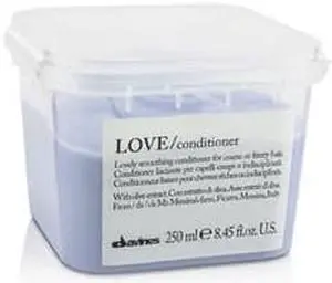 Davines - Love Lovely Smoothing Conditioner (For Coarse or Frizzy Hair) 250ml/8.45oz