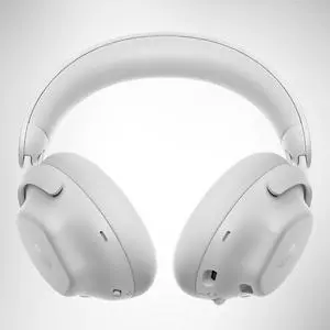Alienware Pro Wireless Gaming Headset - Wired/Wireless, Bluetooth 5.3, 15 Minute Fast Charging, Audio Output 20 Hz, Battery Talk Time (ANC on) Up to 24 Hrs (Bluetooth), Lunar Light