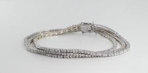 18k White Gold Three Row Round Cut Diamond Tennis Bracelet (4.16 Ct, G Color, VS1 Clarity)