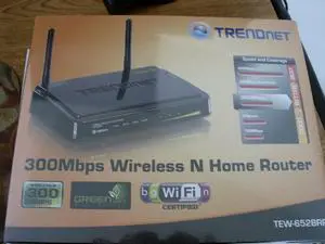 TRENDnet 300 Mbps Wireless N Home Router TEW-652BRP (Black)