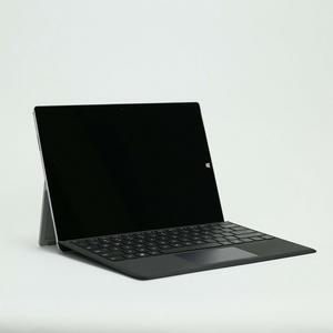 Microsoft Surface Pro 3 Tablet 10.8" i7-4650U @ 1.7GHz 8GB RAM 512GB SSD Windows 10 Pro includes keyboard and charger