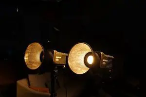 Aputure Amaran 100D/100X/200D/200X S LED Video Light 2700-65