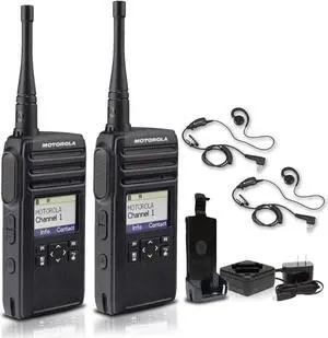 Motorola DTR700 900 MHz Digital 2-Way Radio (50 Channels) + 2 x Motorola HKLN4604 Earpiece (2-Pack)