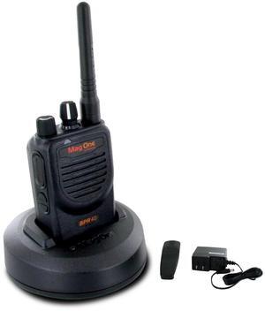 Motorola BPR40 Mag One Series 4W 8-Channel UHF Two-Way Radio (BPR40-U8) - Bundle