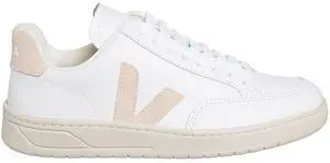 Veja Women V-12 Sneakers White 9 US
