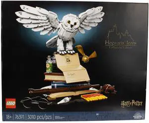 LEGO Harry Potter Hogwarts Icons - Collectors' Edition 76391 20th Anniversary Collectable Hedwig Owl Model, with 3 Exclusive Golden Minifigures: Dumbledore, McGonagall and Hagrid; Great Gift Idea