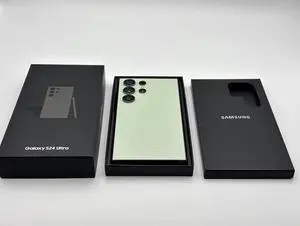 SAMSUNG Galaxy S24 Ultra - 512GB AI Smartphone, Unlocked, Long Battery Life, S Pen, US Version, 2024, Titanium Green  -  Grade A with BOX