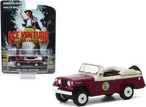 1967 Jeep Jeepster Convertible "Ace Ventura: When Nature Calls" (1995) Movie "Hollywood Series" Release 28 1/64 Diecast Model Car by Greenlight