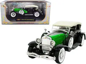 1934 Duesenberg Black and Green 1/32 Diecast Model Car by Signature Models