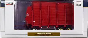 International Harvester IH 120 Forage Wagon Red "Classic Series" 1/16 Diecast Model by Speccast