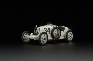 Bugatti T35 #34 National Color Project USA Limited Edition to 500 pieces Worldwide 1/18 Diecast Model Car by CMC