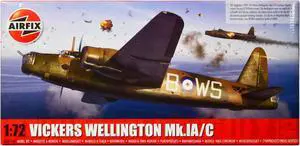 Level 3 Model Kit Vickers Wellington Mk.IA/C Bomber Aircraft with 2 Scheme Options 1/72 Plastic Model Kit by Airfix