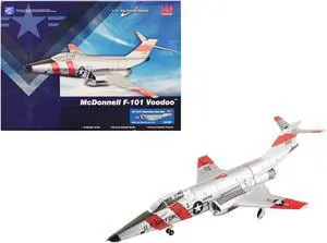 McDonnell RF-101C Voodoo Fighter Aircraft "Operation Sun Run" (1957) USAF "Air Power Series" 1/72 Diecast Model by Hobby Master