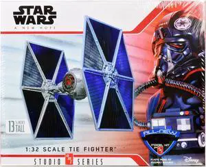 Skill 2 Model Kit Tie Fighter "Star Wars: Episode IV  A New Hope" (1977) Movie 1/32 Scale Model by AMT