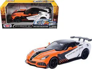 2019 Chevrolet Corvette ZR1 #24 Orange and White with Black Graphics "GT Racing" Series 1/24 Die Cast Model Car by Motormax