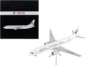 Boeing 737 MAX 8 Commercial Aircraft "China Eastern Airlines" White "Gemini 200" 1/200 Diecast Model Airplane by GeminiJets