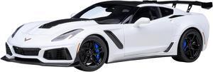 2019 Chevrolet Corvette C7 ZR1 Arctic White with Carbon Top 1/18 Model Car by Autoart