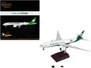 Boeing 777F Commercial Aircraft White w/Green Tail "Gemini 200 - Interactive" Series 1/200 Diecast Model Airplane by GeminiJets