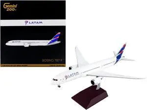 Boeing 787-9 Commercial Aircraft "LATAM Airlines" White w/Blue Tail "Gemini 200" 1/200 Diecast Model Airplane by GeminiJets