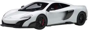 McLaren 675LT Silica White 1/18 Model Car by Autoart