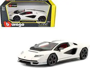 Lamborghini Countach LPI 800-4 White 1/24 Diecast Model Car by Bburago