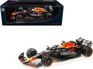 Red Bull Racing RB19 #1 "Oracle" Winner F1 "Italian GP" (2023) with Driver Limited Edition 1/18 Diecast Model Car by Minichamps