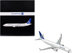 Boeing 737 MAX 9 Commercial Aircraft "Copa Airlines" White with Blue Tail "Gemini 200" Series 1/200 Diecast Model by GeminiJets
