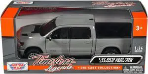 2019 RAM 1500 Laramie Crew Cab Pickup Truck Gray "Timeless Legends" Series 1/27 Diecast Model Car by Motormax