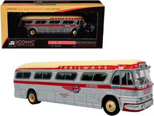 1959 GM PD4104 Motorcoach Bus "Continental Trailways" Silver & Cream with Red Stripes 1/87 (HO) Diecast Model by Iconic Replicas