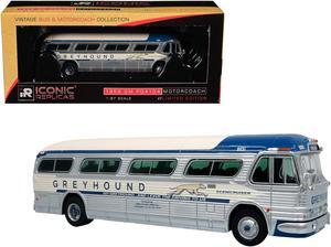 1959 GM PD4104 Motorcoach Bus "Greyhound" Silver and Cream with Blue Stripes 1/87 (HO) Diecast Model by Iconic Replicas