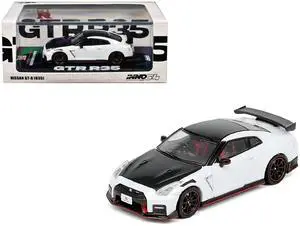 Nissan GT-R (R35) Nismo RHD (Right Hand Drive) White with Carbon Hood and Top 1/64 Diecast Model Car by Inno Models