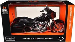 2015 Harley-Davidson Street Glide Special Black 1/12 Diecast Motorcycle Model by Maisto