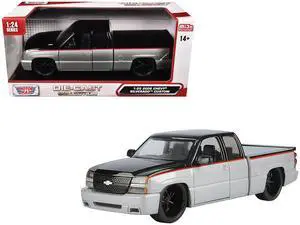 2006 Chevrolet Silverado Custom Truck Silver Metallic and Black with Red "Die-Cast Collection" 1/25 Diecast Model by Motormax