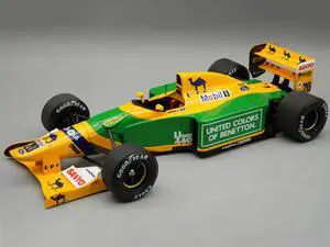 Benetton B192 #20 Martin Brundle 3rd Place F1 "British GP" (1992) "Mythos Series" with Case 1/18 Model Car by Tecnomodel