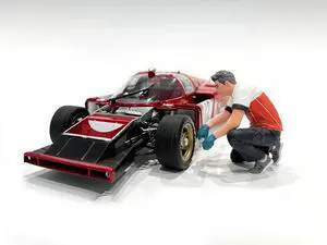 "Race Crew" Figure #5 for 1/18 scale models by American Diorama