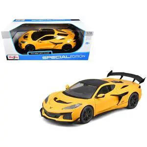 Chevrolet Corvette ZR1 Coupe Yellow with Carbon Top "Special Edition" Series 1/18 Diecast Model Car by Maisto Chevrolet Corvette ZR1 Coupe Yellow with Carbon Top "Special Edition" Series 1/18 Diecast Model Car by Maisto