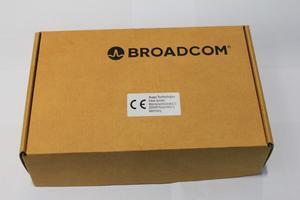 Broadcom HBA 9500-16i interface cards/adapter SAS - 05-50077-02