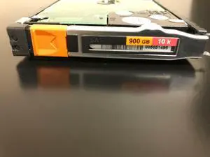 (NOT FOR HOME PC!) EMC 005051495 900GB 10K 2.5" 520bps SAS HDD Drive for VMAX