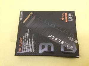 WD BLACK SN850X 4TB PCIe4.0 NVMe Internal Gaming SSD w/heatsink WDS400T2XHE