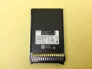01PE372 Lenovo ThinkSystem 3.2TB NVME PCIe4.0 Mixed Use 2.5'' SED SSD 4XB7A13970
