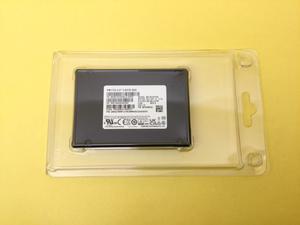 Samsung PM1733 3.84TB PCIe4.0 NVME U.2 2.5in SSD MZ-WLR3T80