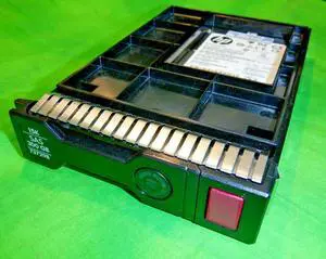 (NOT FOR HOME PC!) HP 300GB 15K 737298-001 12GB SAS Drive 3.5 inch Tray LFF 737280-001 (NOT FOR HOME PC!) HP 300GB 15K 737298-001 12GB SAS Drive 3.5 inch Tray LFF 737280-001