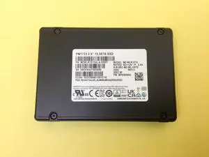 Samsung PM1733 Series 15.36TB PCIe NVME U.2 2.5" SSD MZ-WLR15T0 MZWLR15THALA Samsung PM1733 Series 15.36TB PCIe NVME U.2 2.5" SSD MZ-WLR15T0 MZWLR15THALA