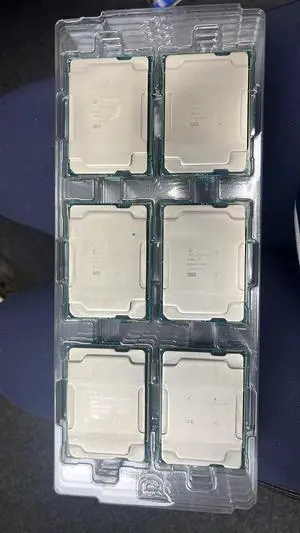 Lot 6x Intel Xeon Platinum 8380 2.30GHz 40-Cores LGA4189 Server Processor SRKHR Lot 6x Intel Xeon Platinum 8380 2.30GHz 40-Cores LGA4189 Server Processor SRKHR
