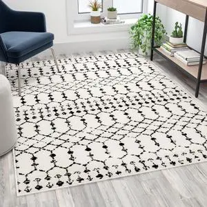 Geometric Bohemian Low Pile Rug - 5' x 7' - Ivory/Black