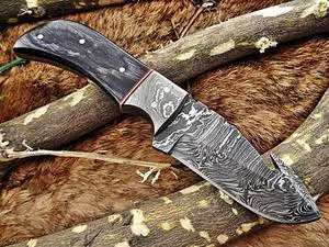 7.5" HAND FORGED DAMASCUS STEEL FULL TANG BLADE GUT HOOK SKINNING POCKET KNIFE with Leather sheath