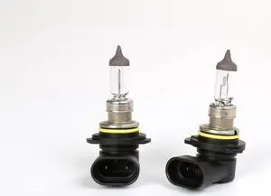 Philips Vision Plus HB4 9006 55 Watt 50 Feet Longer Beam Replacement Car Headlight Bulb (pair)