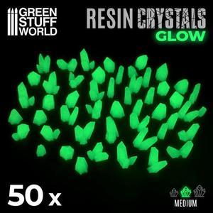 Green Stuff World for Models and Miniatures Green Glow Resin Crystals  Medium 10392